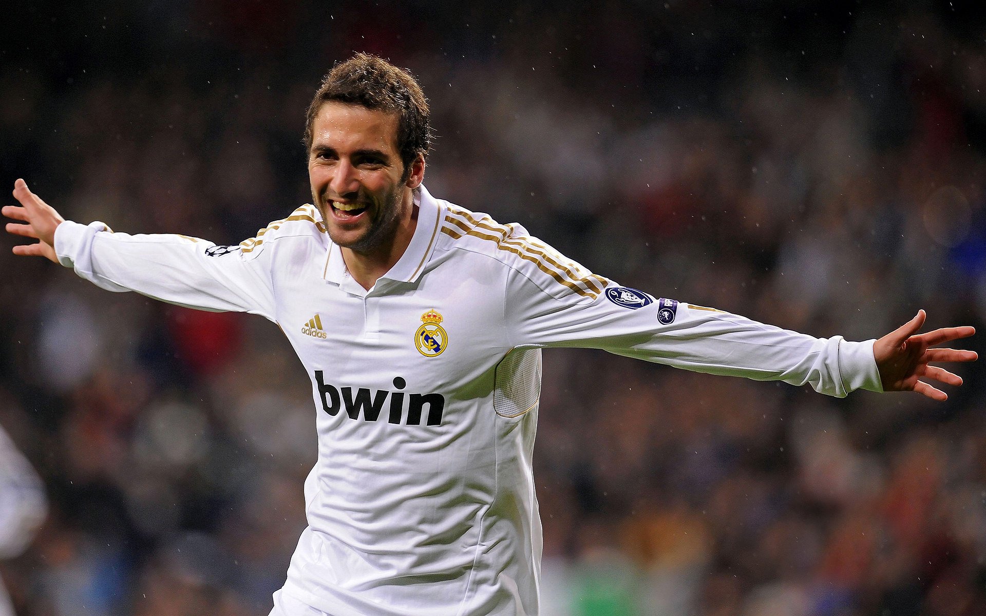 开云电竞在线-足球进校园活动深受师生欢迎，足球进校园宣传标语